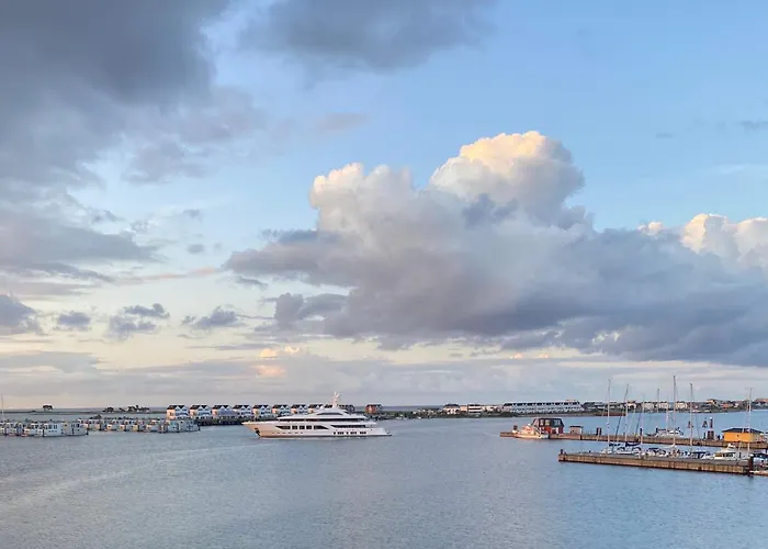 Lungomare Oro, Penthouse am Yachthafen, Traum Meerblick, Hunde erwünscht