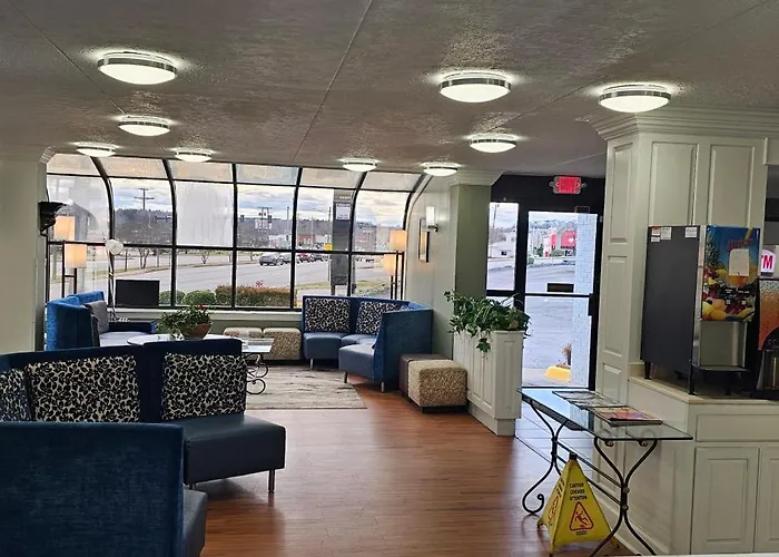 Astoria Hotel West