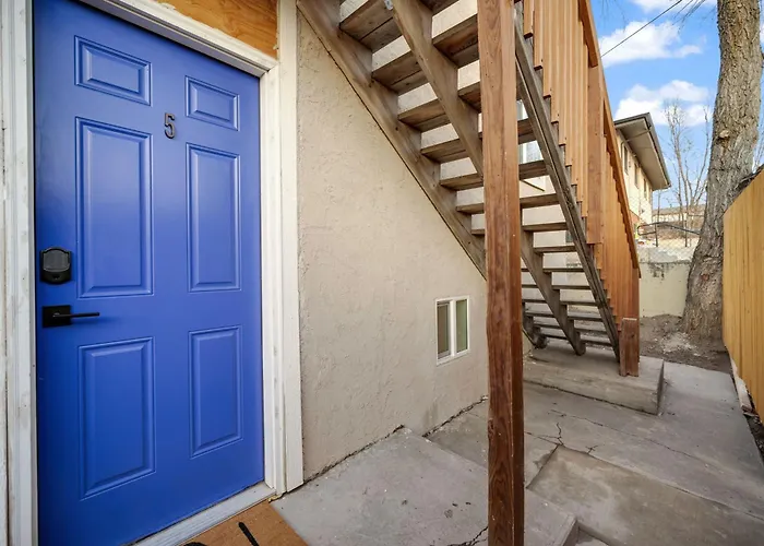 Beautiful Work Stay Retreat In Pueblo Near Downtown