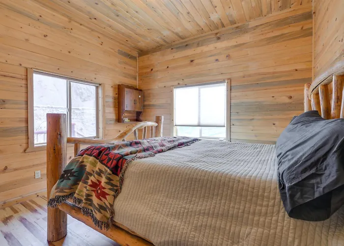 Salmon Vacation Rental W/ On-Site River Access!