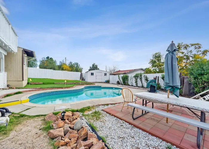 Paradise On Earth Residence