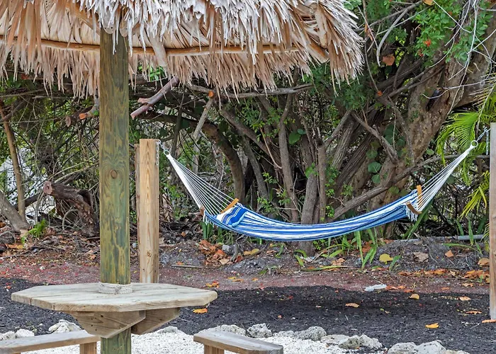Captain Ed'S - Charming Studio At Palmview Of Sanibel With Bikes