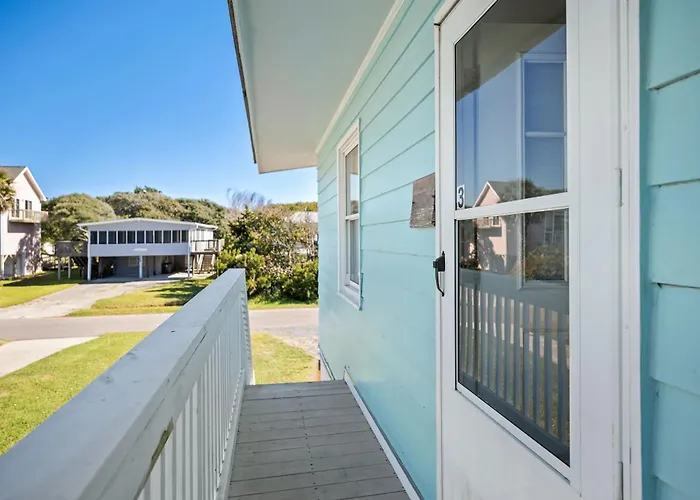 The Hideaway By Oak Island Accommodations