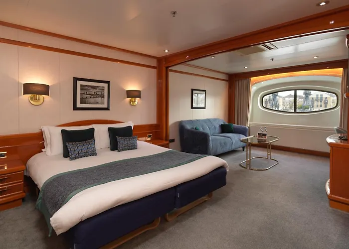 Sunborn London Yacht Hotel