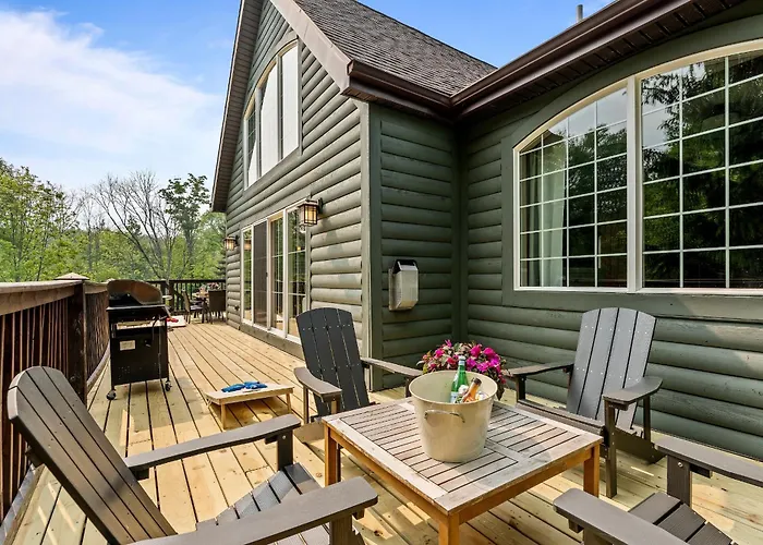 Gorgeous 5 Bdr With Hot Tub - Walk To Holi-Mont!