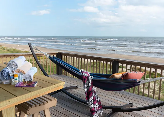 Unobstructed Panoramic Beachfront 4 Bd*Sleeps 14!