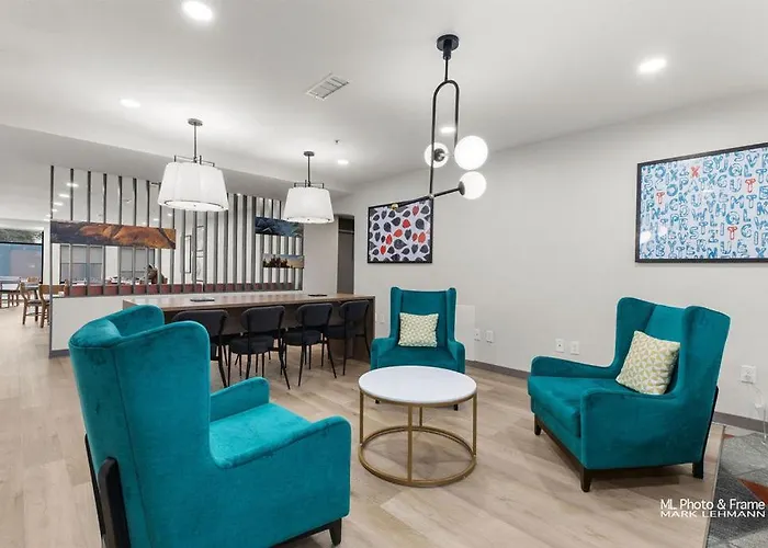 Comfort Suites Laredo - Nuevo Laredo