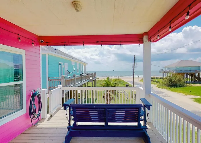 Families W/ Pets! Ocean-View Crystal Beach Retreat