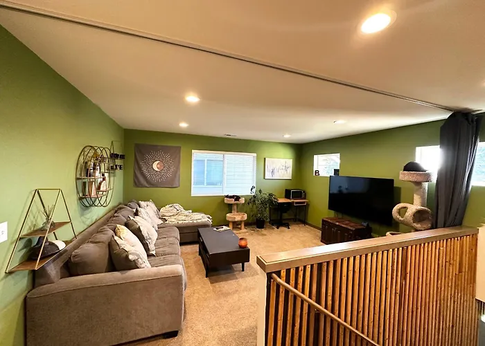 Central Tacoma Homestay With Breakfast Included -Private Room-
