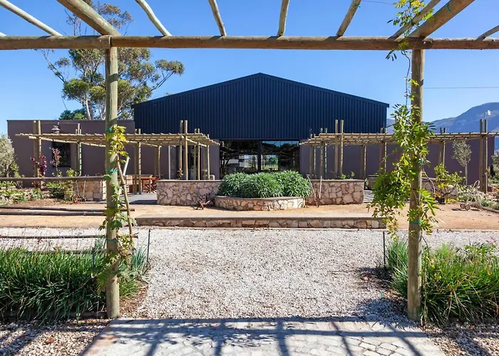 Rivergate Guest Farm