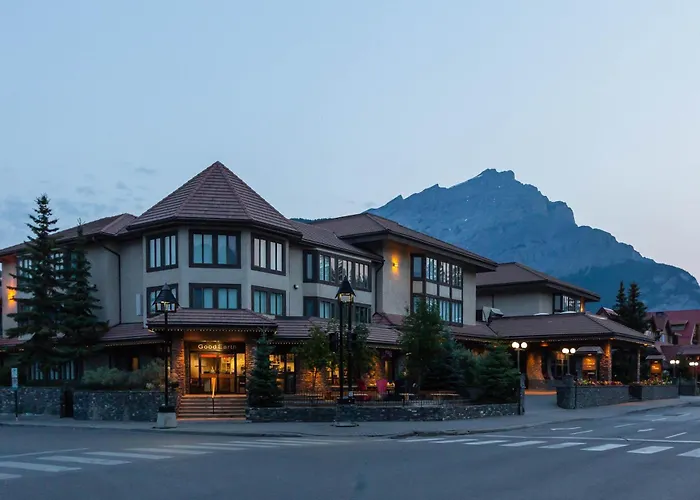 Elk + Avenue Hotel Banff