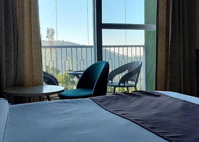 Hotel Le Halcyon Kasauli