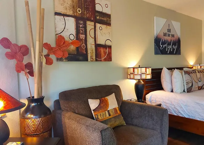 Sheridan House Inn- Adult Only Accommodation