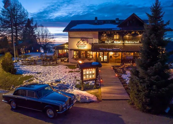 Le Coucou Hotel Restaurant & Lounge-Bar
