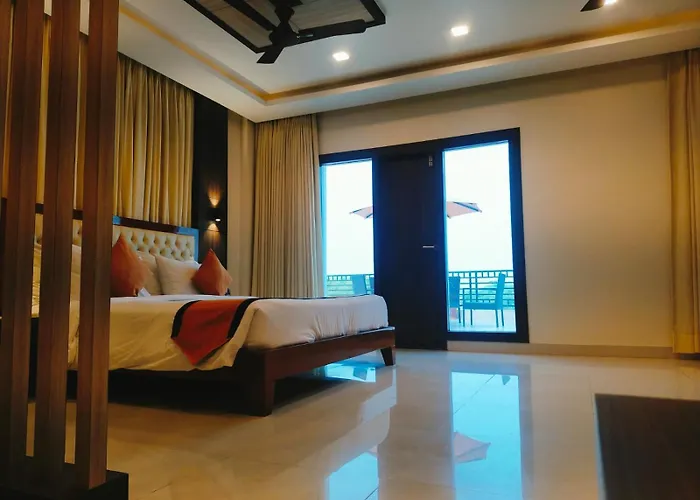 Sambhabana Hotel & Suites