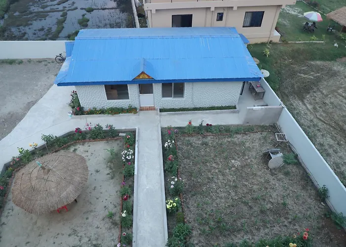 Hotel Nepal Inn Sauraha- Relax And Refresh - A Perfect Family Getaway