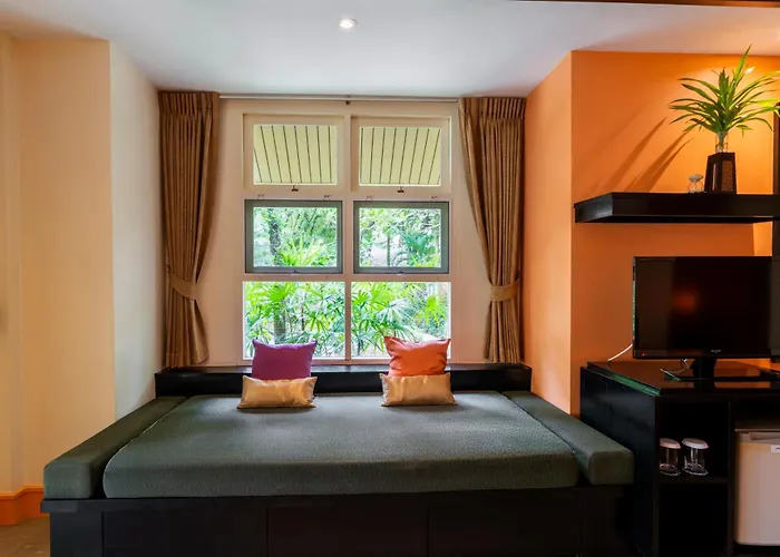 Baan Khaolak Beach Resort