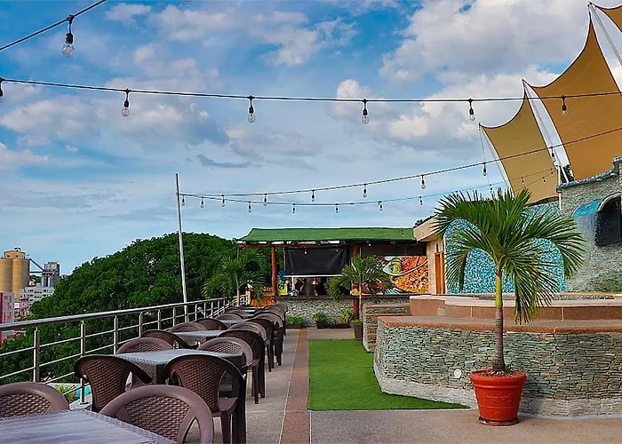 Hotel Alto Mar