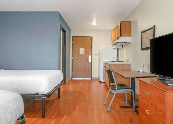 Extended Stay America Select Suites - Kalamazoo - West