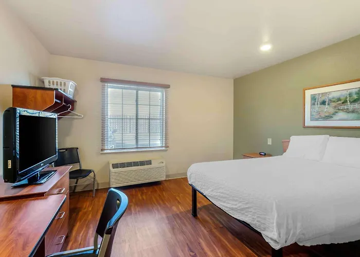 Extended Stay America Select Suites - Cleveland - Mentor