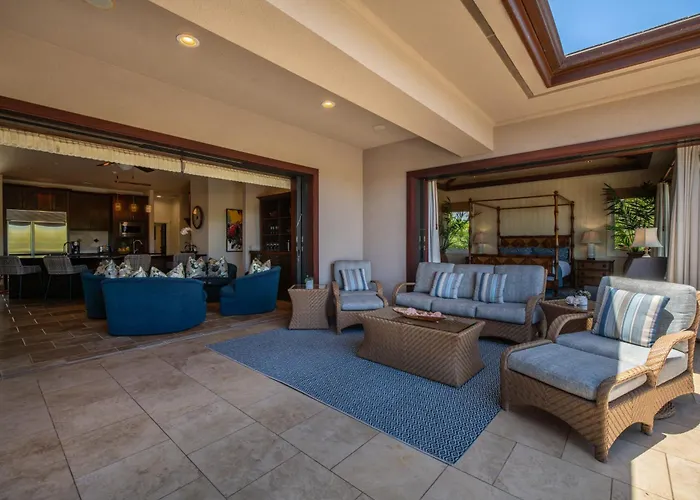 Mauna Lani Luxury Vacation Villas - Coraltree Residence Collection