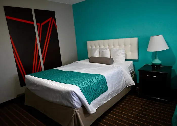 Howard Johnson By Wyndham Near Schlitterbahn
