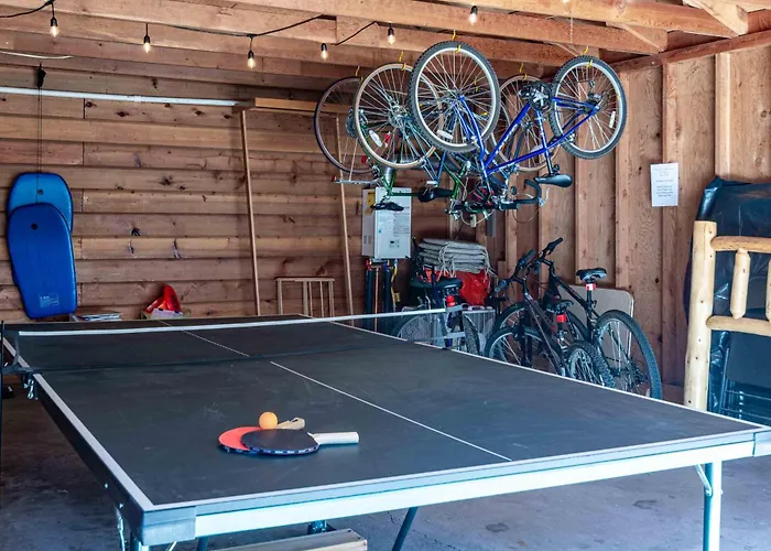 Dog Friendly, Across From Tubing/Sharc, Nectar Bed