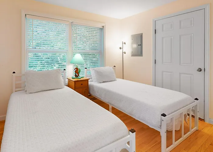 Post Road Charmer