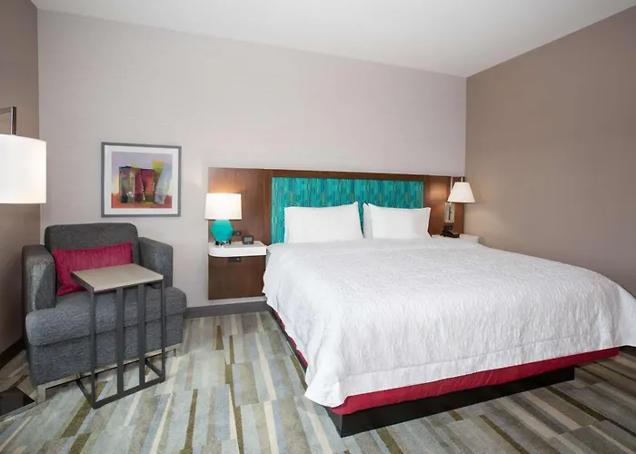 Hampton Inn & Suites Watsonville
