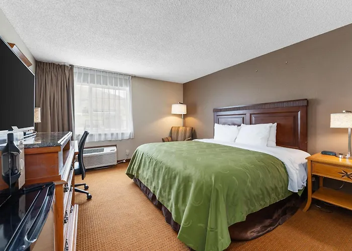 Quality Inn & Suites Okanogan - Omak