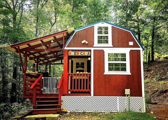 The Americana - Parker Creek Bend Cabins