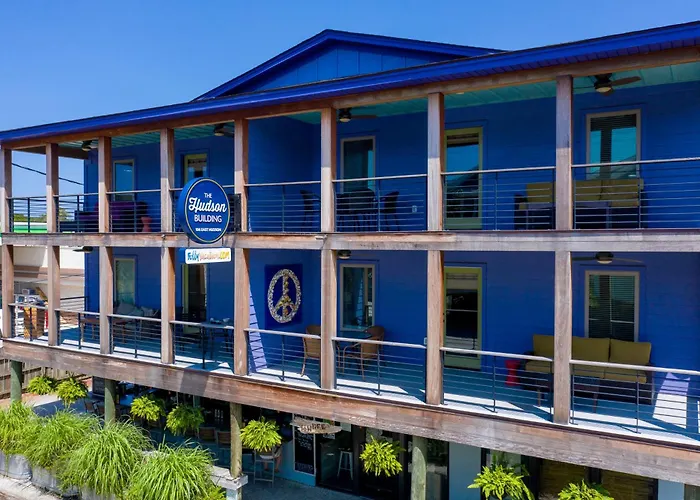 Folly Vacation Great Location, Super Cute & Spacious Apt B