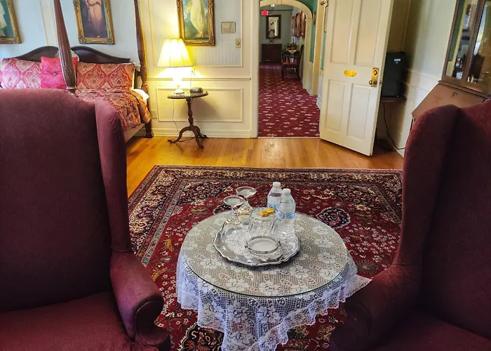 Montague Inn Bed & Breakfast