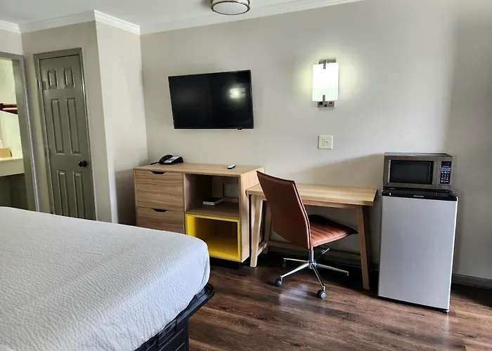 Days Inn By Wyndham Slidell