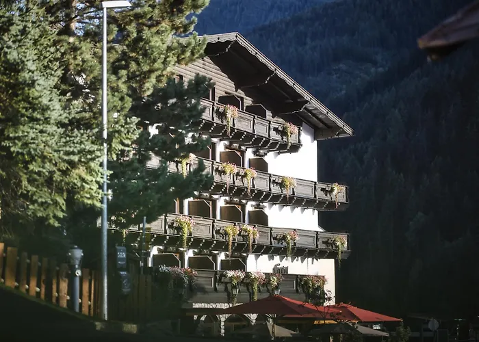 Berghotel Basur
