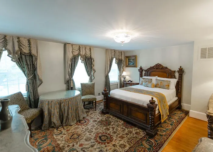 1840S Carrollton Inn