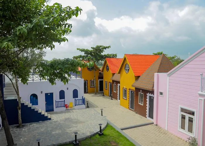 Mandav Hills Resort & Film City