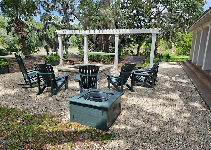 Low Country Cottage In Beautiful Habersham