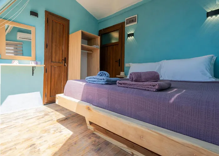 Goat Bungalow&Camping