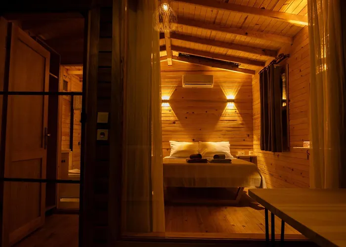 Goat Bungalow&Camping