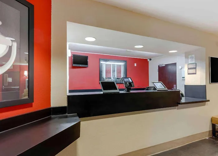 Extended Stay America Select Suites - St Louis - Airport - Central