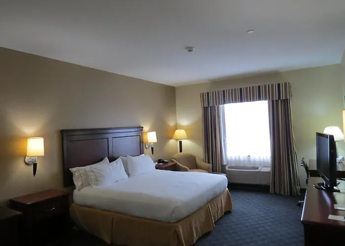 Holiday Inn Express Hotel & Suites Pampa By Ihg