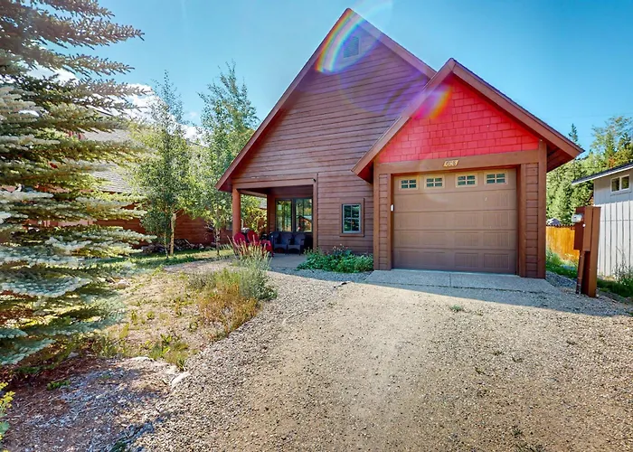 Cozy Cabin Retreat
