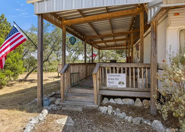 Cozy Hill Country Glamping Retreat