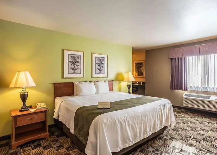 Quality Inn & Suites Hannibal West
