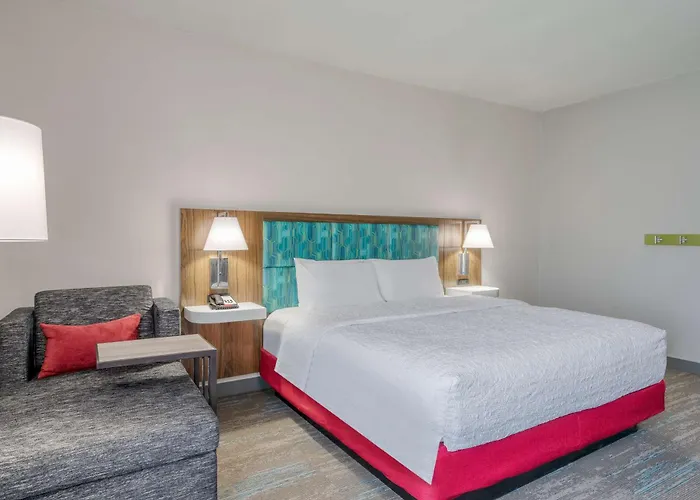 Hampton Inn New Philadelphia