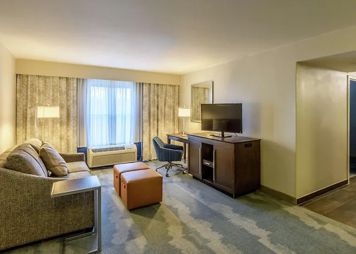 Hampton Inn & Suites Jackson Coliseum