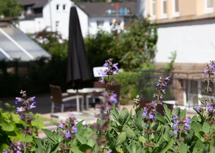2T Hotel Artgenossen