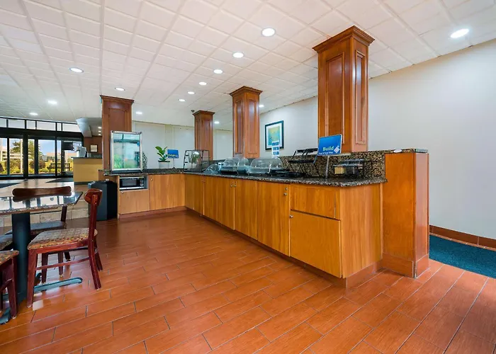 Best Western Detroit Livonia