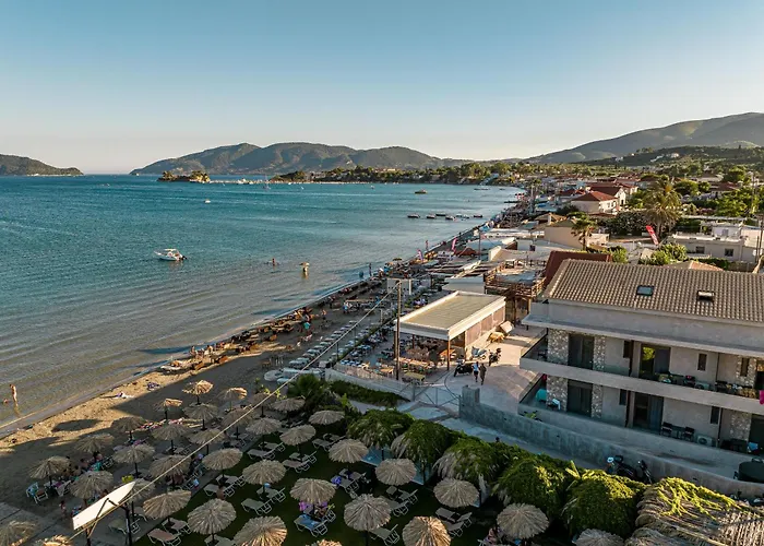 Horizon Apartments - Beachfront Luxury, By Zantewize